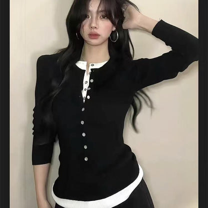 Women's Black Fake Two Pieces Knitted Bottoming Shirt