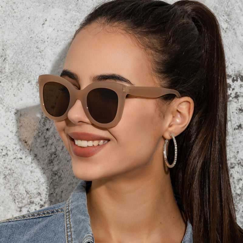 Nuevas gafas de sol de marco grande para mujer