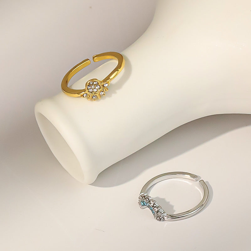 Anillo Sol y Luna con Brillantes – Estilo Elegante Premium