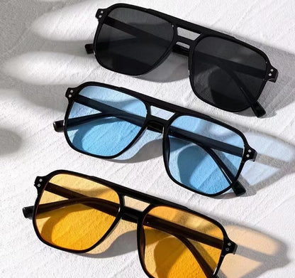 Gafas de sol casuales de moda.