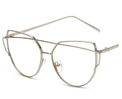 Gafas de miopía elegantes de hombres y mujeres