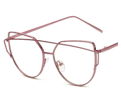 Gafas de miopía elegantes de hombres y mujeres