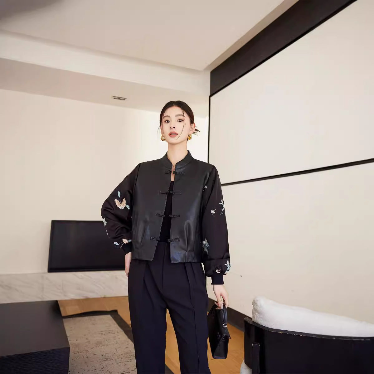 Abrigo de Cuero con Costuras, Estilo Chino Moderno y Retro para Mujer