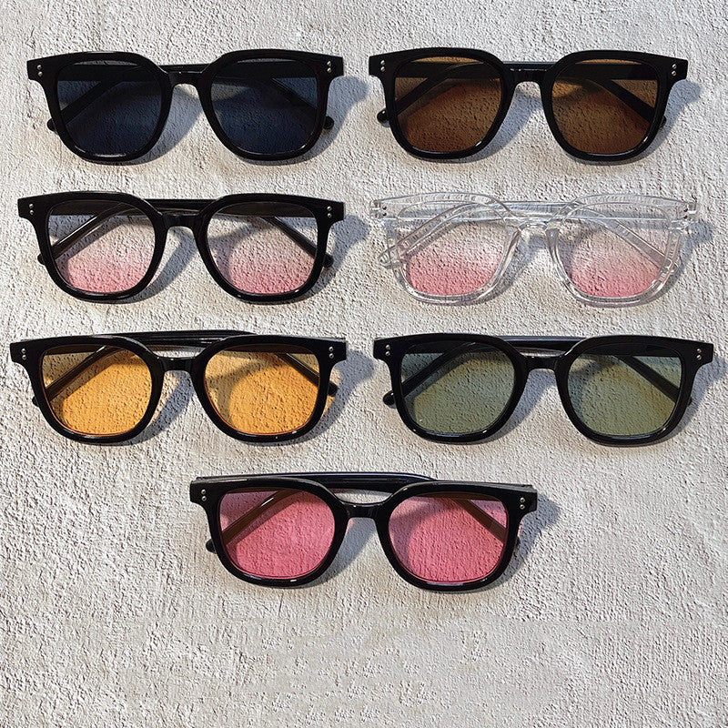 Gafas con lentes de color a la moda