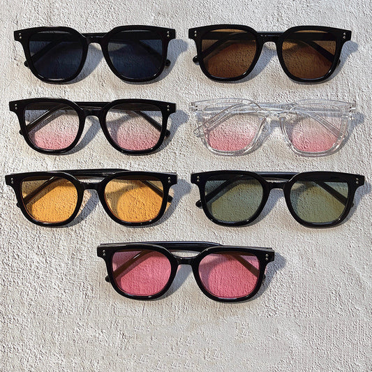 Gafas con lentes de color a la moda