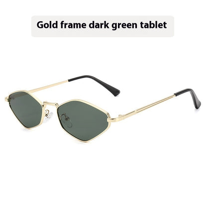 Gafas de sol de metal de ojo de gato Personalidad femenina Polígono europeo y americano en un marco pequeño