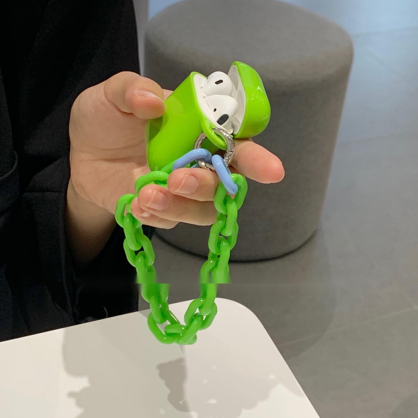 Funda Protectora para AirPods (Compatible con iPhone / No original Apple)