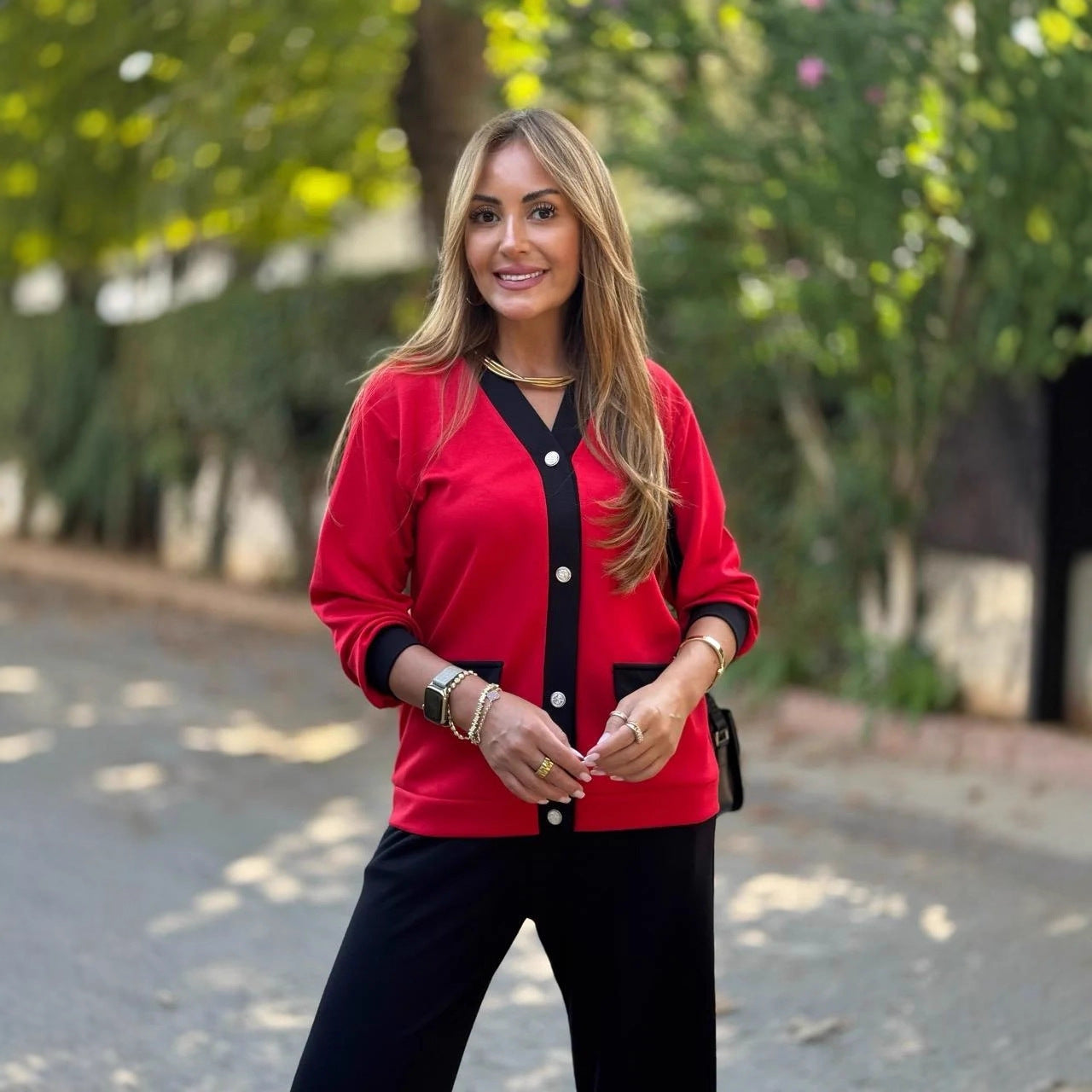 Cárdigan Tejido de Mujer con Contraste de Color y Cuello en V