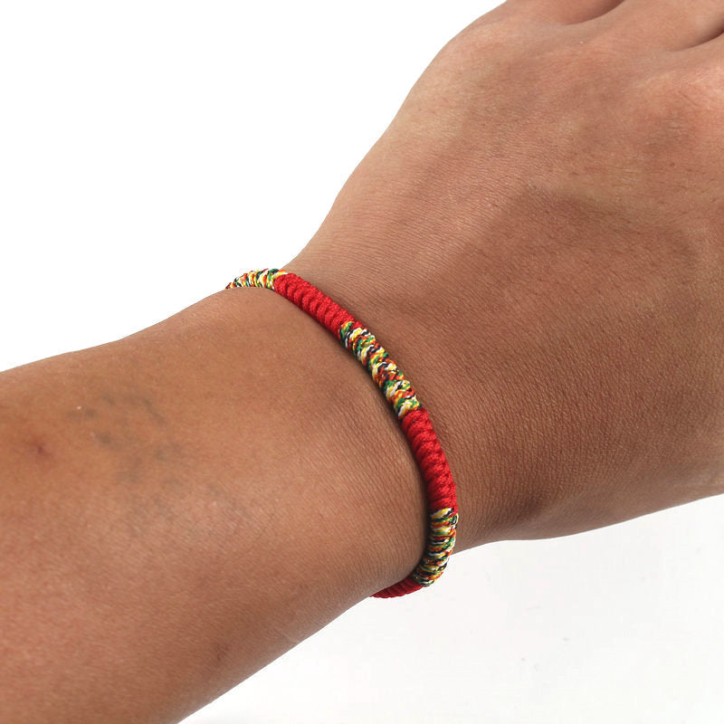 Pulsera Roja de Pareja con Nudo de Diamante — Tejida a Mano